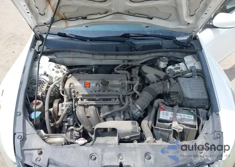 2011 Honda Accord 2.4 Lx z USA, uszkodzony, nr VIN 1HGCP2F39BA147681